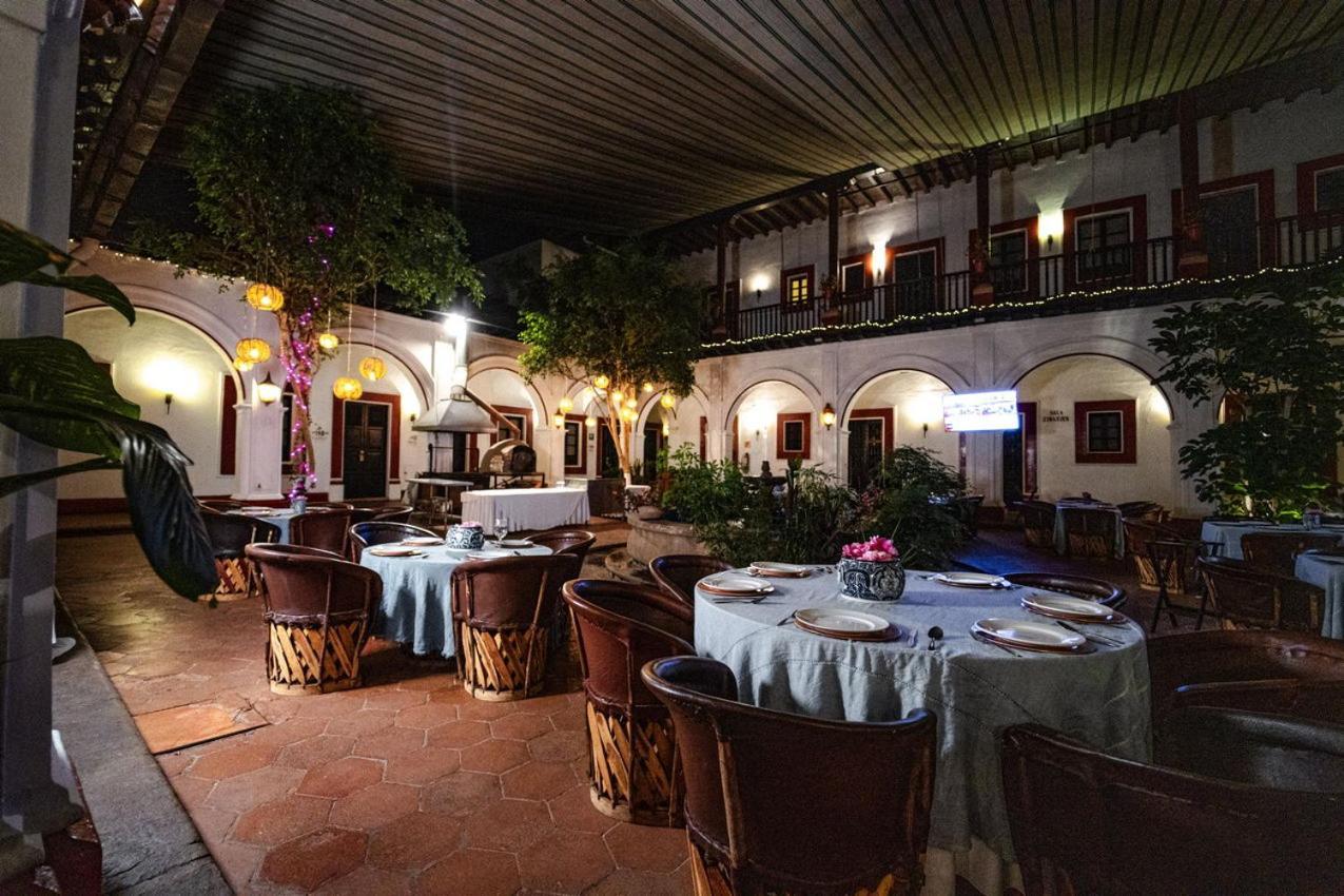 Best Western Plus Posada De Don Vasco Pátzcuaro Exteriör bild Restaurant in the hotel