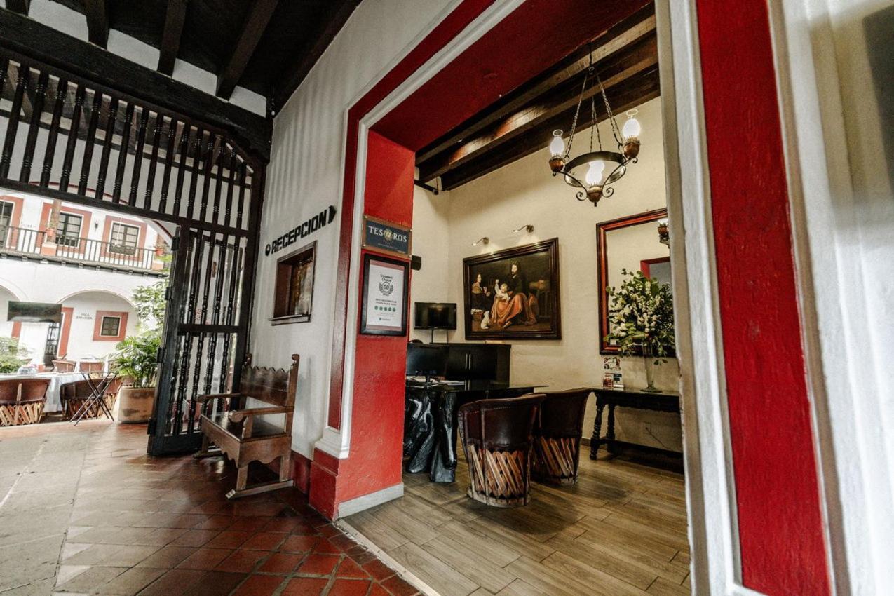 Best Western Plus Posada De Don Vasco Pátzcuaro Exteriör bild Interior of the hotel