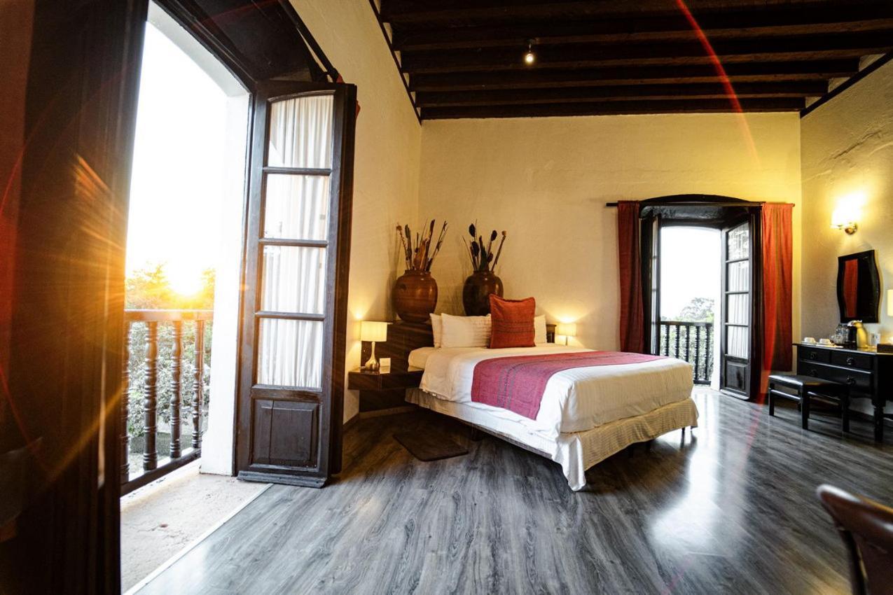 Best Western Plus Posada De Don Vasco Pátzcuaro Exteriör bild A room at the hotel